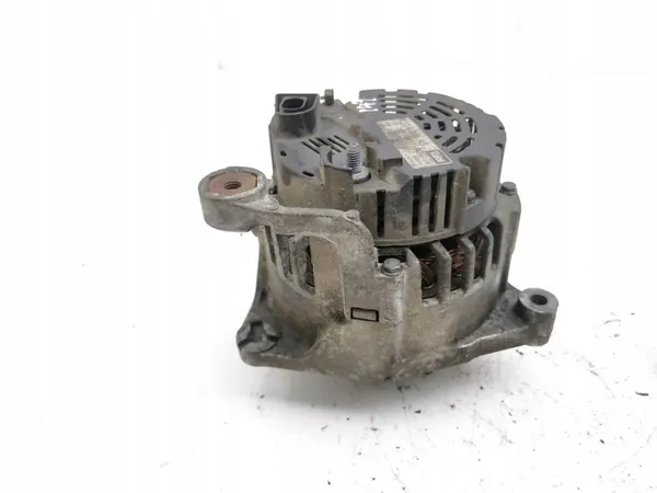 Audi A6 S6 C5 2000 Generaattori OEM 06B903016AD image 6