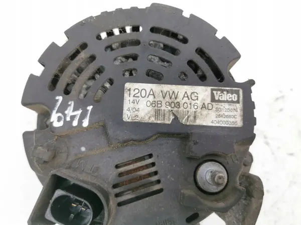 Audi A6 S6 C5 2000 Generaattori OEM 06B903016AD image 8