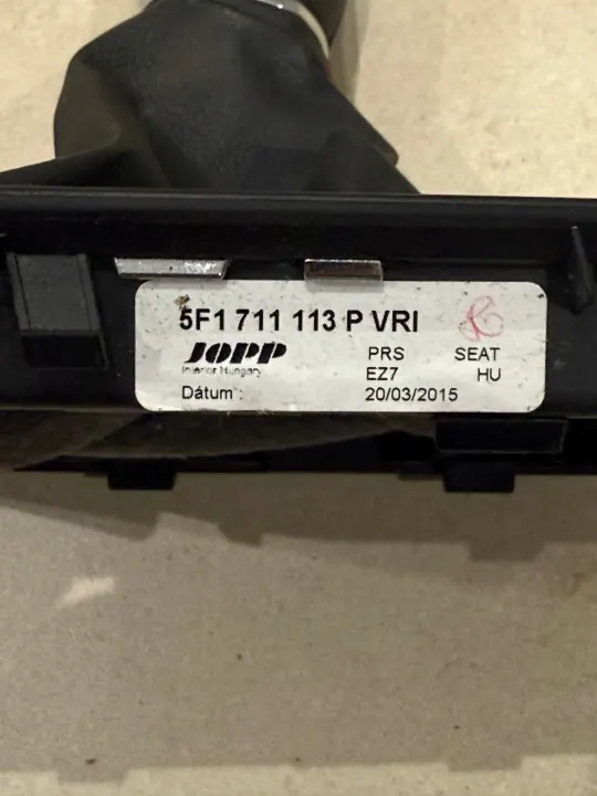 Pomo de mudanças OEM 5F1711113L para Seat Leon III image 3