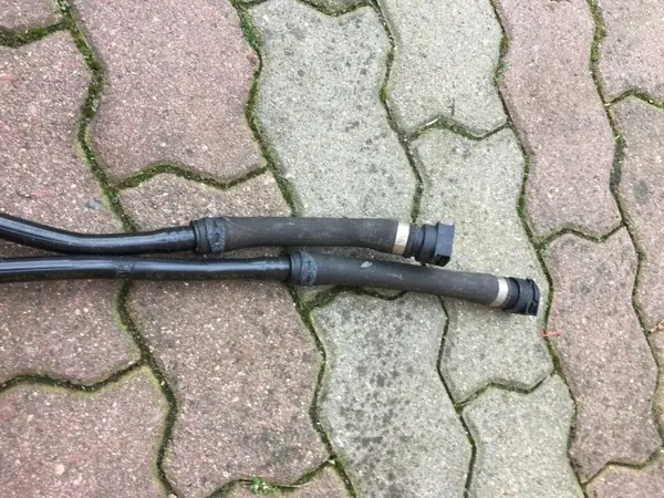Tuyaux Chauffage Mercedes W222/W217 OEM A2225018300 image 7