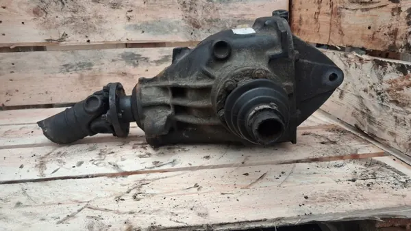 BMW E46 Achteras Differentieel 3.38 Gebruikt image 5