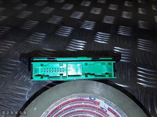 2011 Peugeot 508 ECU 9800410080 image 3