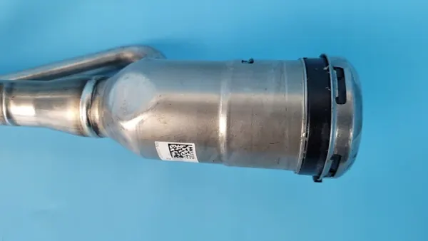 FORD KUGA MK3 Bränsleinsläppsrör OEM LX61-9032-BC image 6