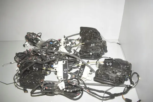 Ensemble de serrures complet BMW 7 (G11, G12) 7386242 image 2