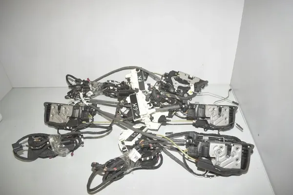 Ensemble de serrures complet BMW 7 (G11, G12) 7386242 image 4