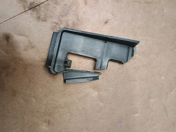 OIK. ETULAMPPU PEUGEOT PARTNER III OEM 89318045 image 10