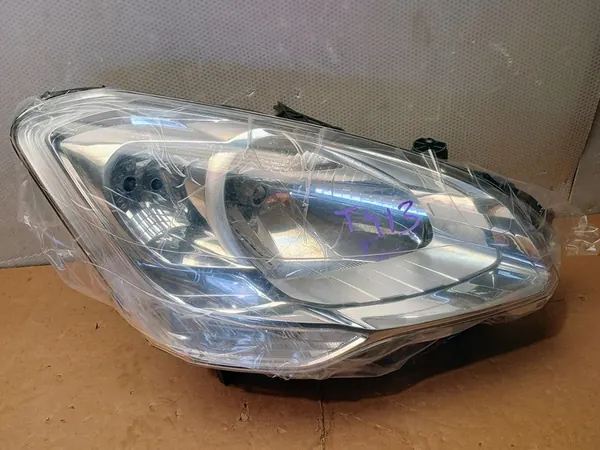 OIK. ETULAMPPU PEUGEOT PARTNER III OEM 89318045 image 2