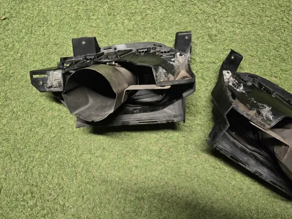 Bouches d'échappement Mercedes OEM A1774908000/A1774907900 image 6