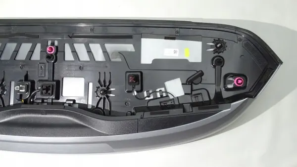 Mercedes GLA W247 Heckspoiler OEM A2477900100 image 6