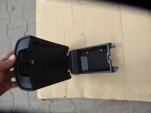Käsinoja OEM PODŁOKIETNIK SCHOWEK QASHQAI J11 image 3