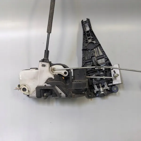 NTY Dörrlås OEM 13579523 - Begagnad image 4