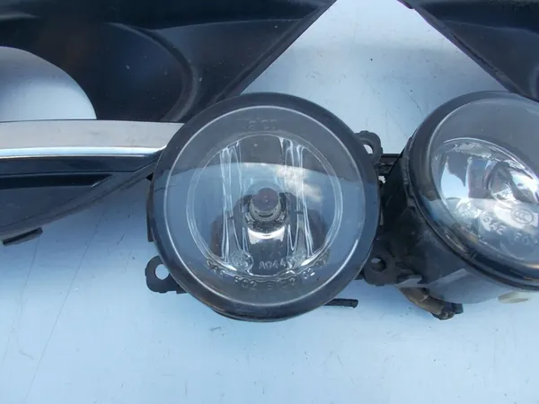 Rejilla de Parachoques Halógena Izquierda Derecha Citroen C4 I Picasso 9680404077 image 2