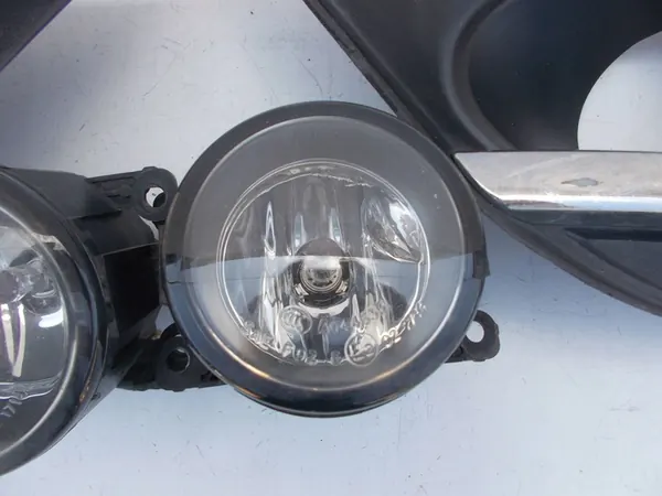 Rejilla de Parachoques Halógena Izquierda Derecha Citroen C4 I Picasso 9680404077 image 3