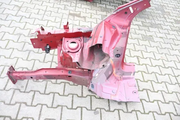 Jeep Cherokee KL oikea etulokasuoja OEM 1274737254 image 4