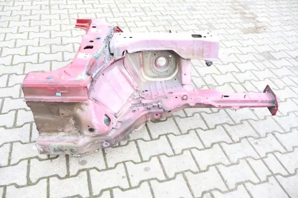 Jeep Cherokee KL oikea etulokasuoja OEM 1274737254 image 6