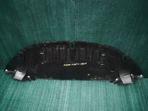 Puskuripeitteen klipsi OEM HY53-0028 SSC1E Aston Martin DB11 image 2