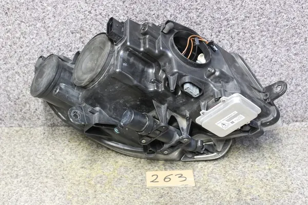 VASEN XENONVALO SKODA SUPERB II 08-12 3T1941017E image 4