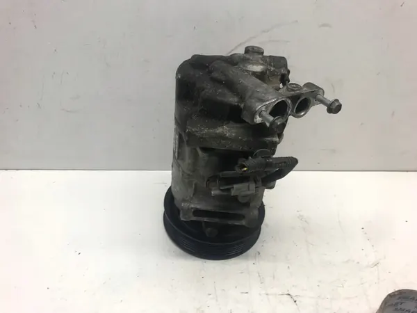 Compresseur de Climatisation Renault Scenic III 1.5 DCI image 5