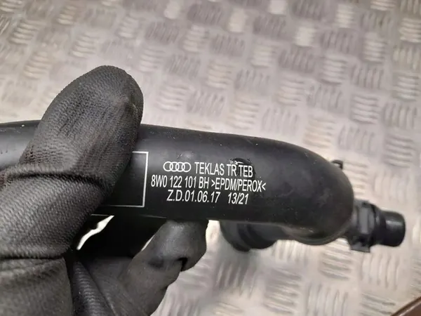 Vesiputki Audi A4 B9 A5 8W 8W0122101BH image 3