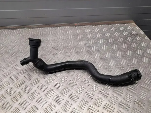 Vesiputki Audi A4 B9 A5 8W 8W0122101BH image 4