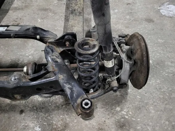 Skoda Kodiaq 4x4 Hinterachse OEM 5Q0505235J image 6