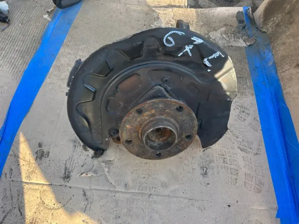 Pivot avant gauche VW GOLF VIII 1.6 TDI OEM image 2