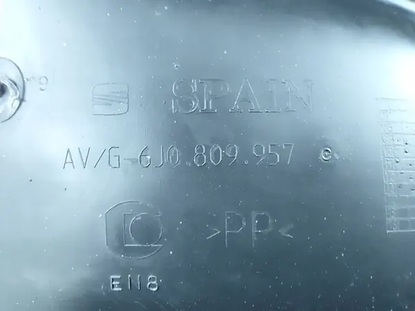 Front Left Wheel Arch SEAT IBIZA 6J IV LIFT OEM 6J0809957C image 6