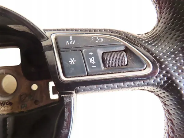 Volant en cuir S-Line Audi Q3 2011-2018 OEM image 4