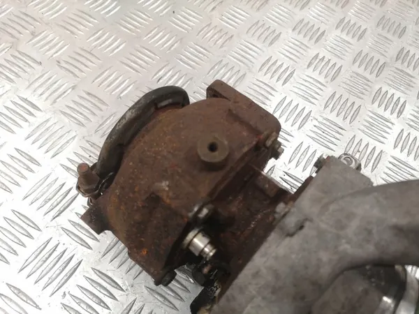 Turbocompresor Toyota Avensis T29 RAV4 IV 2.0D image 2