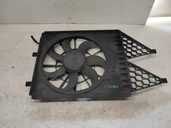 Radiatorventilator SKODA 6R0121207A voor Fabia II 1.6 TDI image 3