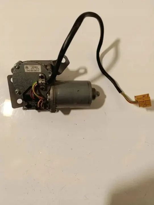 VW Schiebetürmotor OEM 7E1959245B - Gebraucht image 4