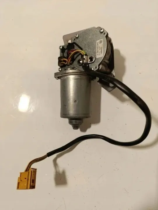 VW Schiebetürmotor OEM 7E1959245B - Gebraucht image 5