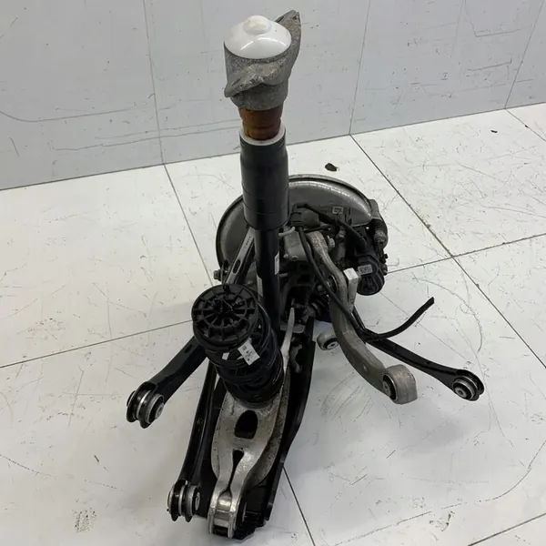 Snodo posteriore sinistro sospensione Audi A4 B9 2022 OEM 570621387 image 6