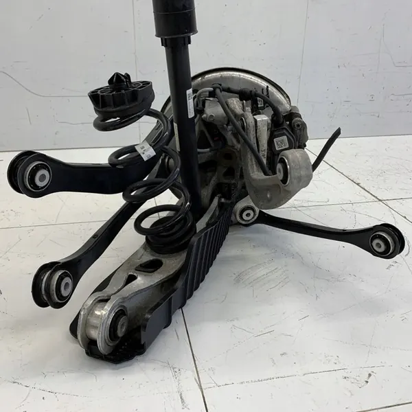 Snodo posteriore sinistro sospensione Audi A4 B9 2022 OEM 570621387 image 7