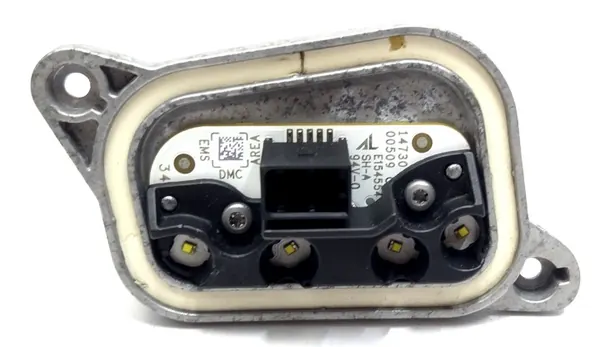Module Matrix gauche OEM 4KE998473 pour Audi E-Tron image 3
