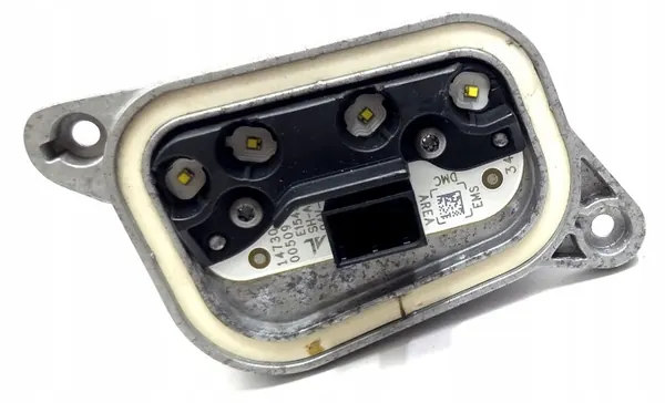 Module Matrix gauche OEM 4KE998473 pour Audi E-Tron image 5