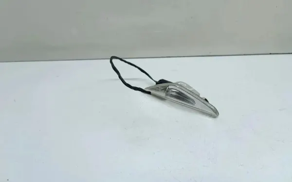 Rechter spatbordknipper OEM 7267978 BMW X3 F25 image 2