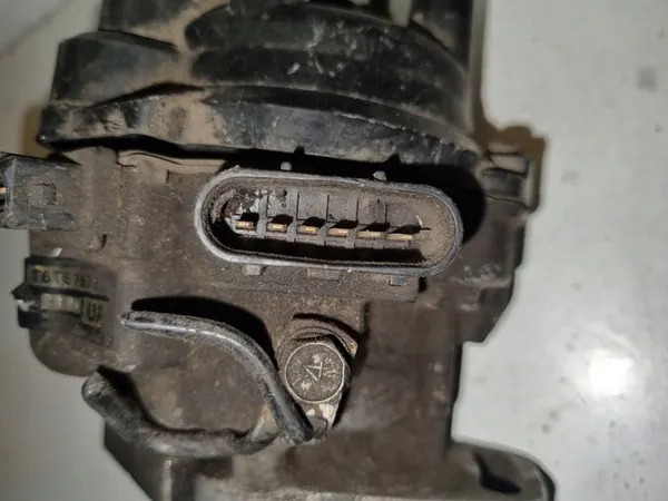 Distribuidor de encendido Mitsubishi 1.8 16V T6T57671 image 2