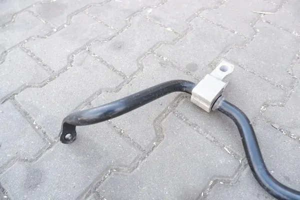 Tesla Model S Vorderstabilisator OEM 105628500A image 3