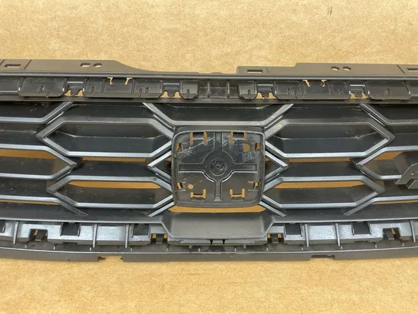 Front Bumper Grill SEAT IBIZA V 2017-2021 6F0853654E image 3