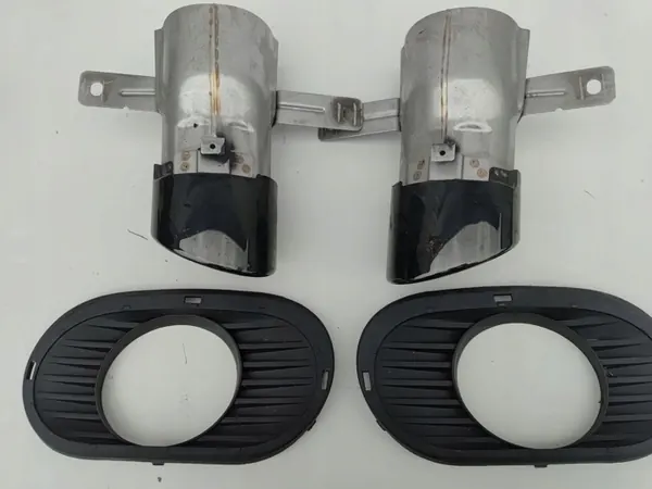 Mercedes Pakopää OEM 1774907900 Vasen Oikea image 2