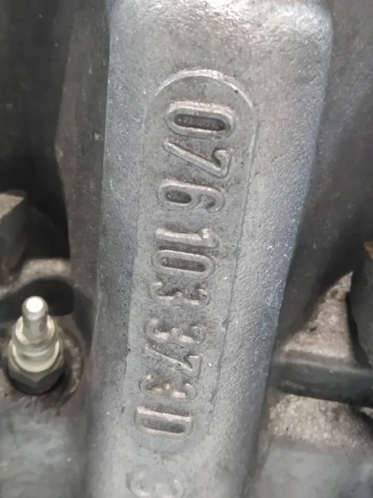 Kompletter Zylinderkopf OEM 076103373D 2.5 TDI image 5