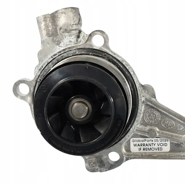 Vattenpump VW 2.0 TDI 05L121011D image 2