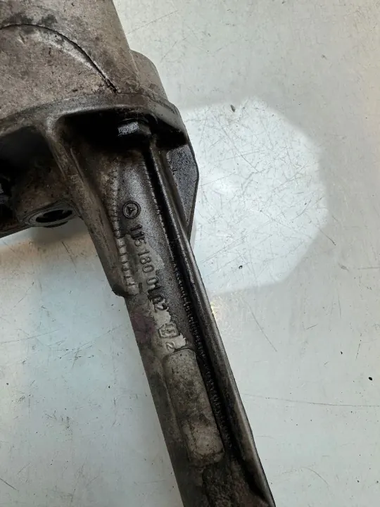 Mercedes oljepump OEM 1151800102 för W115/W123 image 5