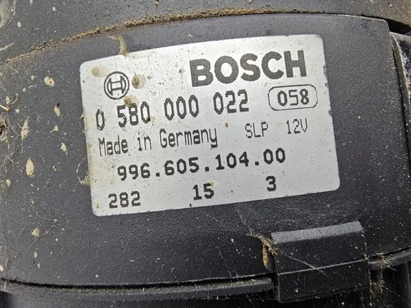 Vattenpumpmotor PORSCHE BOXSTER 3.2L bensin OEM 99660510400 image 10