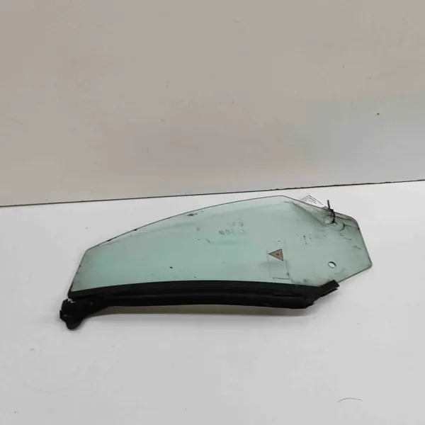 Vasen Takaikkuna OEM 4463853 Chrysler LeBaronille image 3