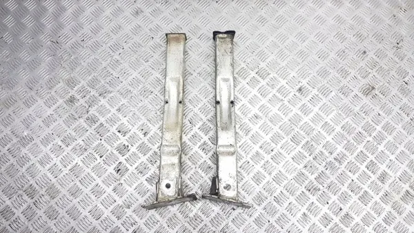 Cadre Auxiliaire Avant Peugeot 5008 2011 OEM AMD64030 image 2