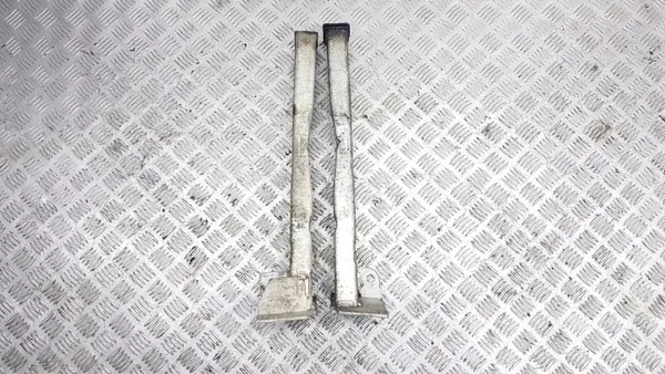 Cadre Auxiliaire Avant Peugeot 5008 2011 OEM AMD64030 image 4