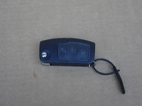 FORD FIESTA MK7 FJÄRRKONTROLL 3M5T-15K601-AC image 2