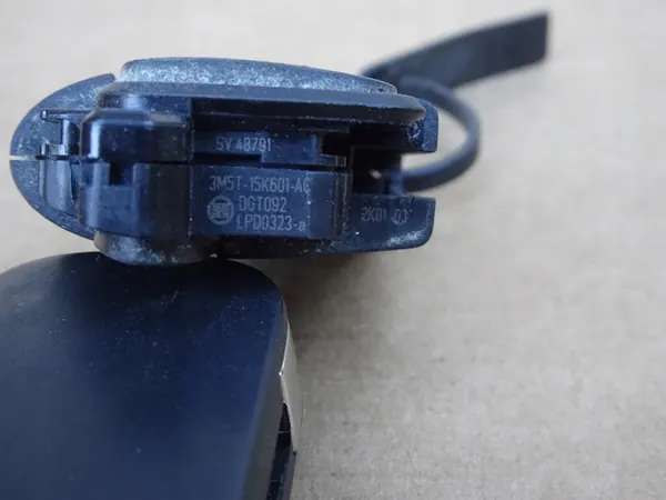 FORD FIESTA MK7 FJÄRRKONTROLL 3M5T-15K601-AC image 3